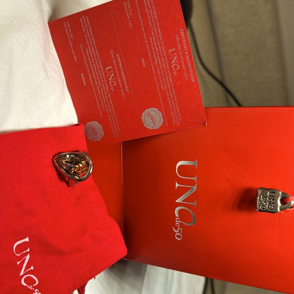 UNO de 50 ring